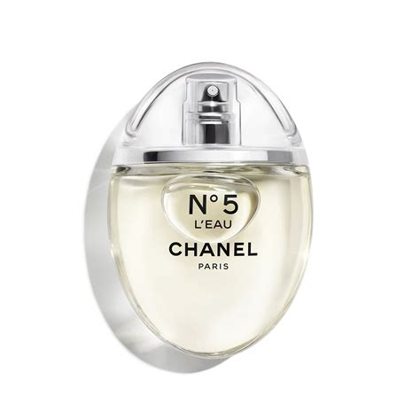 chanel no 5 limited edition commercial model|Chanel 5 parfum limited edition.